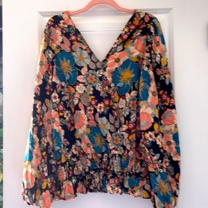 Angie long sleeve blouse